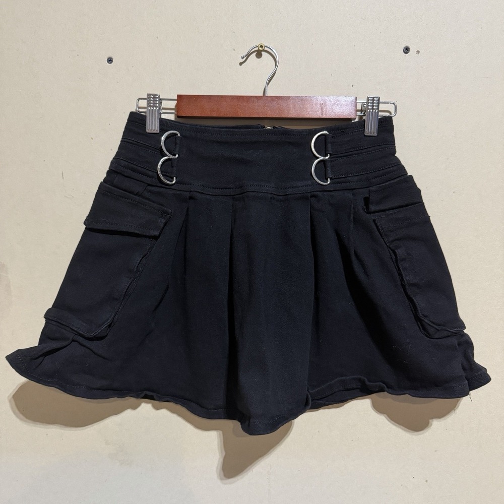 Hot Topic Black Pleated Cargo Mini Skirt Women's Medium